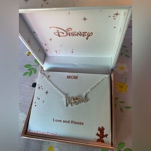 Disney Minnie Mouse Mom name plate Love and Kisses